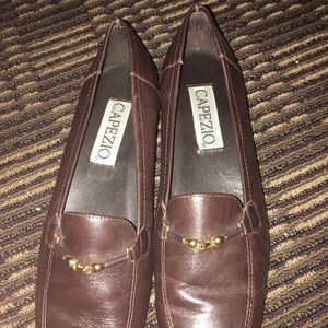 Capezio Robin brown leather horse bit loafers